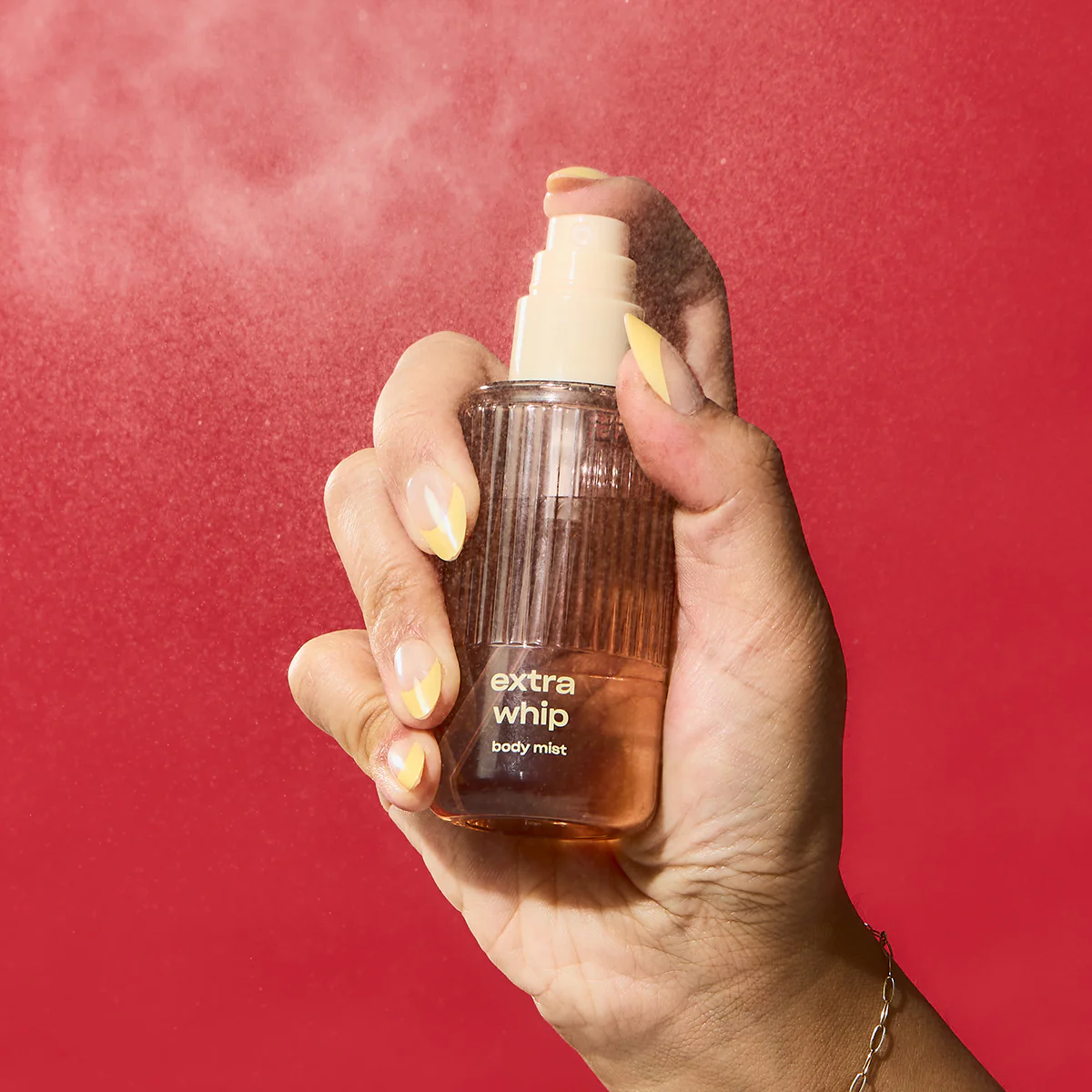 232-extra-whip-body-mist-3.webp Extra Whip Body Mist